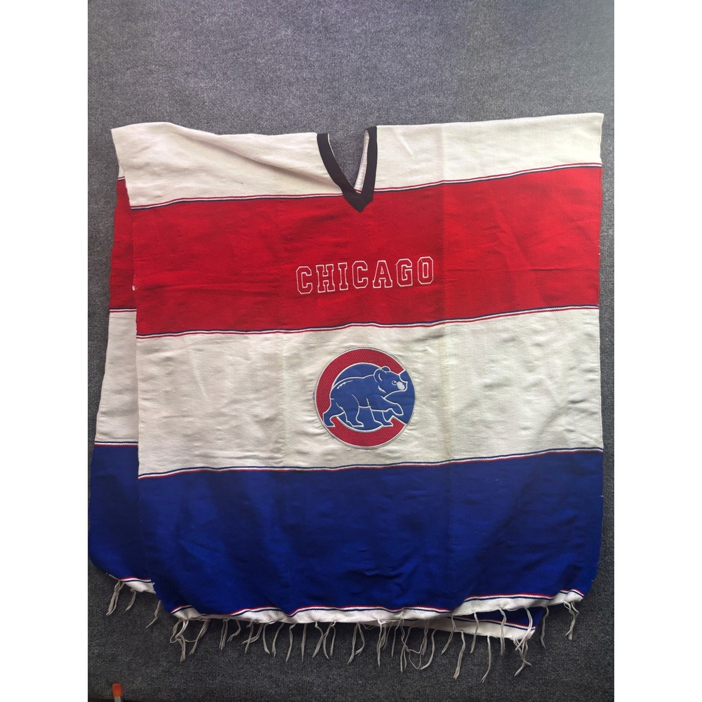 Chicago Cubs Poncho Men OS Red White Blue MLB Baseball Logo Fringe Striped